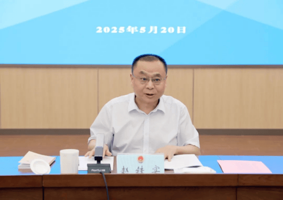 江苏省检察院党组书记、检察长赵铁实调研指导镇江检察工作