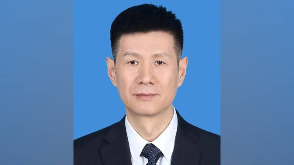 朱向阳履新周口市政府党组成员、市公安局党委书记，此前在鹤壁任职