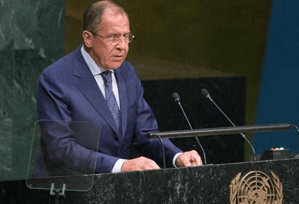 特朗普话音刚落,拉夫罗夫通告全球:敢击落俄战机,一切后果自负!