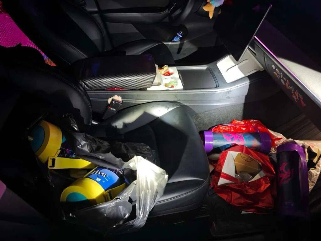 “我要举报我自己!”民警:拘了!