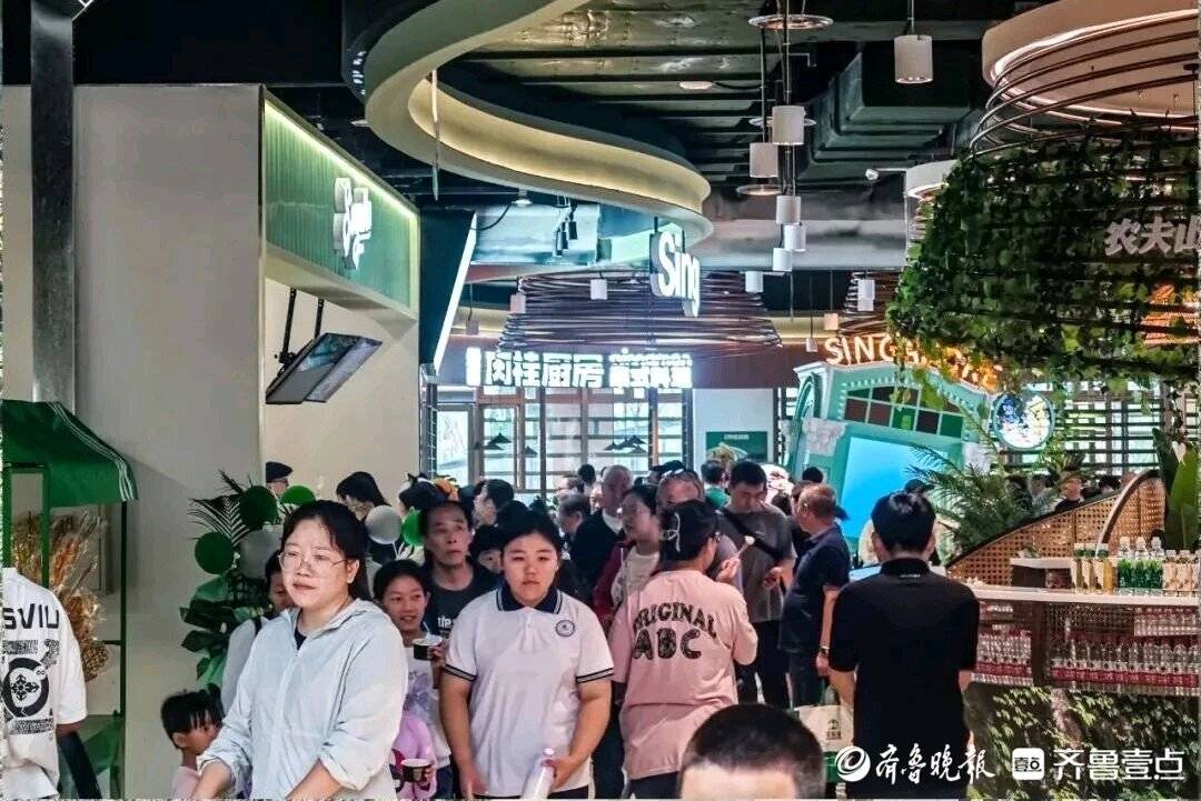 活力起步|从狮城到泉城,鹊山生态文化区凭“南洋风”成文旅黑马