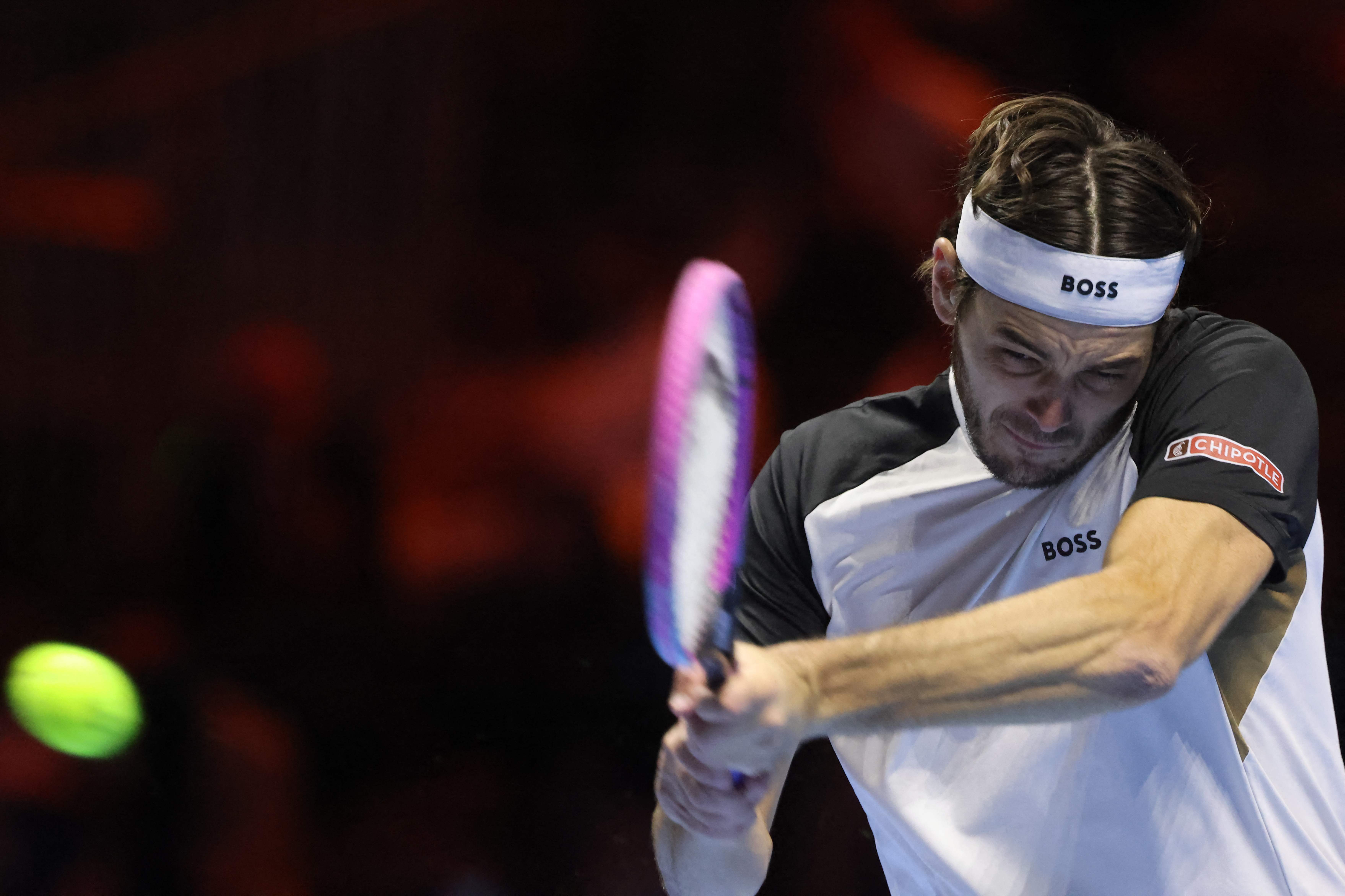 (外代二线)网球——沙特“六王大满贯”表演赛:弗里茨胜兹维列夫